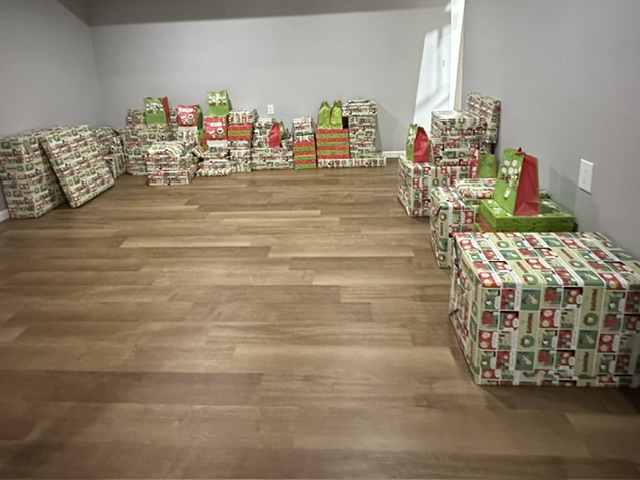 Bloomingdale Gift Wrapping After